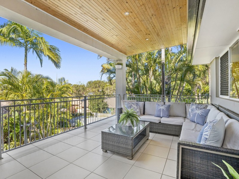 8 Turnberry Court, Robina QLD 4226