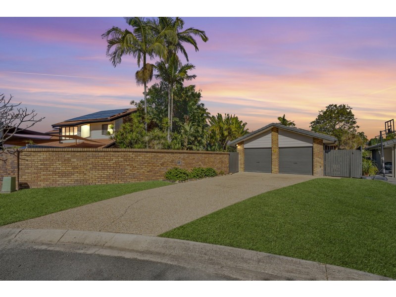 8 Turnberry Court, Robina QLD 4226