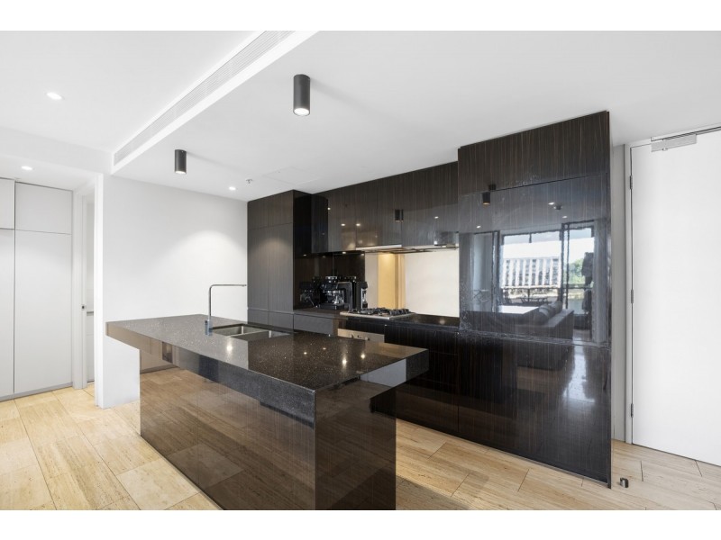 403W/1 Marina Drive, Benowa QLD 4217