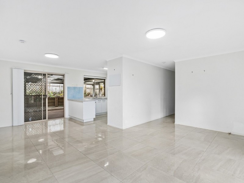 11 Knight Crescent, Nerang QLD 4211