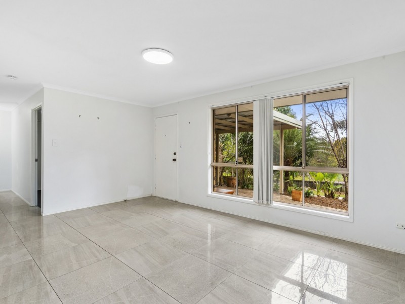 11 Knight Crescent, Nerang QLD 4211
