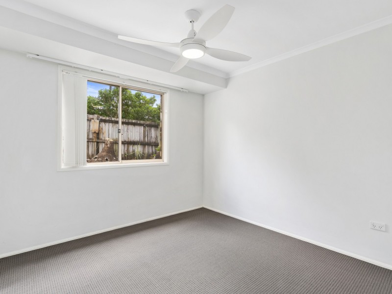 11 Knight Crescent, Nerang QLD 4211