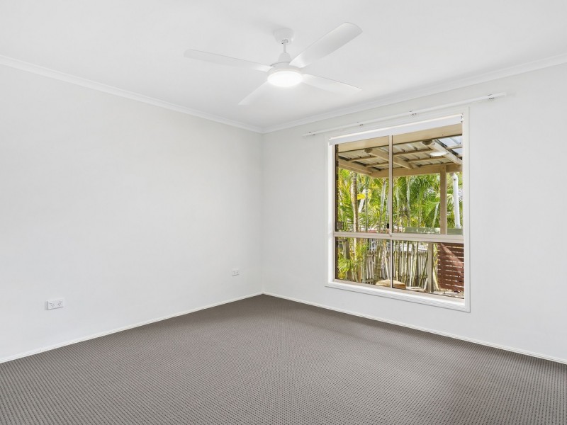 11 Knight Crescent, Nerang QLD 4211