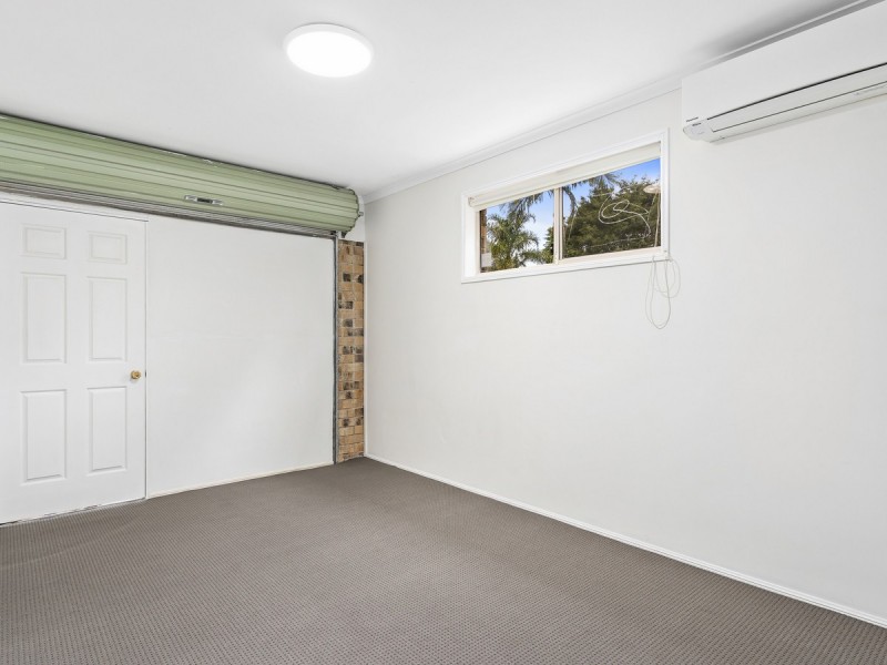 11 Knight Crescent, Nerang QLD 4211