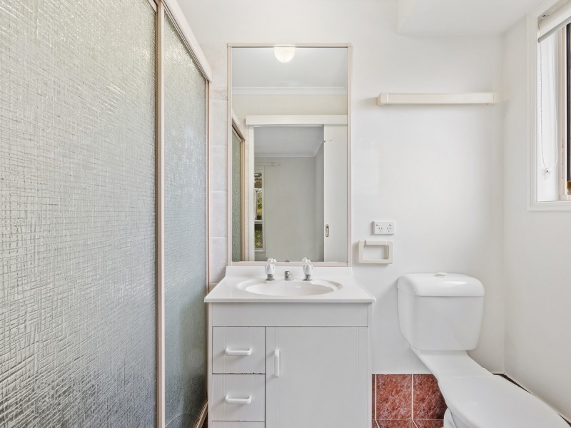 11 Knight Crescent, Nerang QLD 4211