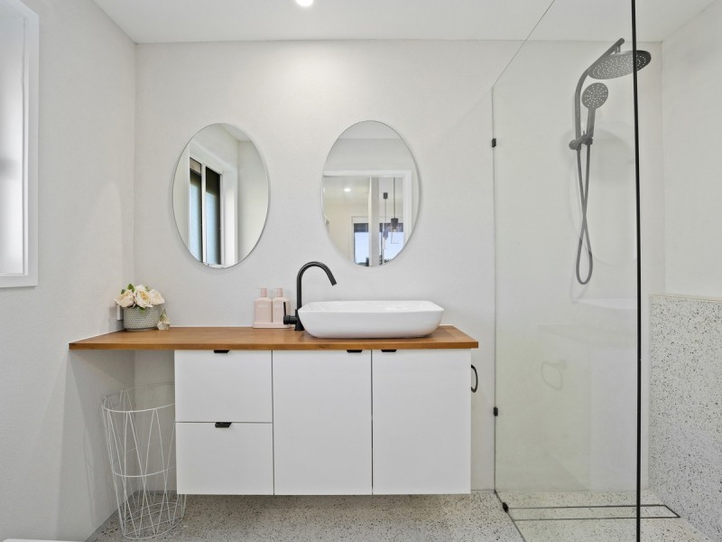 2 Kilmarnock Close, Highland Park QLD 4211