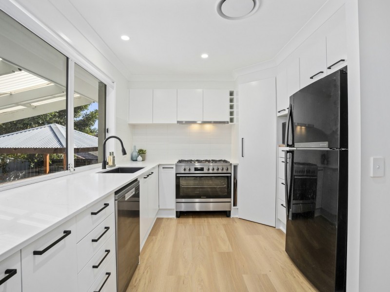 2 Kilmarnock Close, Highland Park QLD 4211