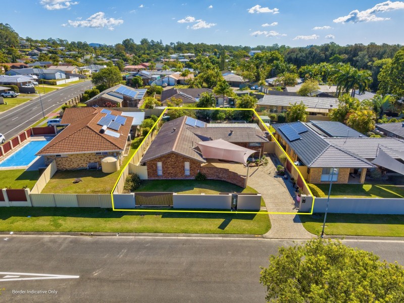 4 Hastings Crescent, Carrara QLD 4211