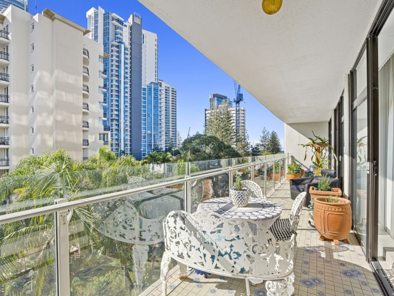 28/33 Thornton Street, Surfers Paradise QLD 4217