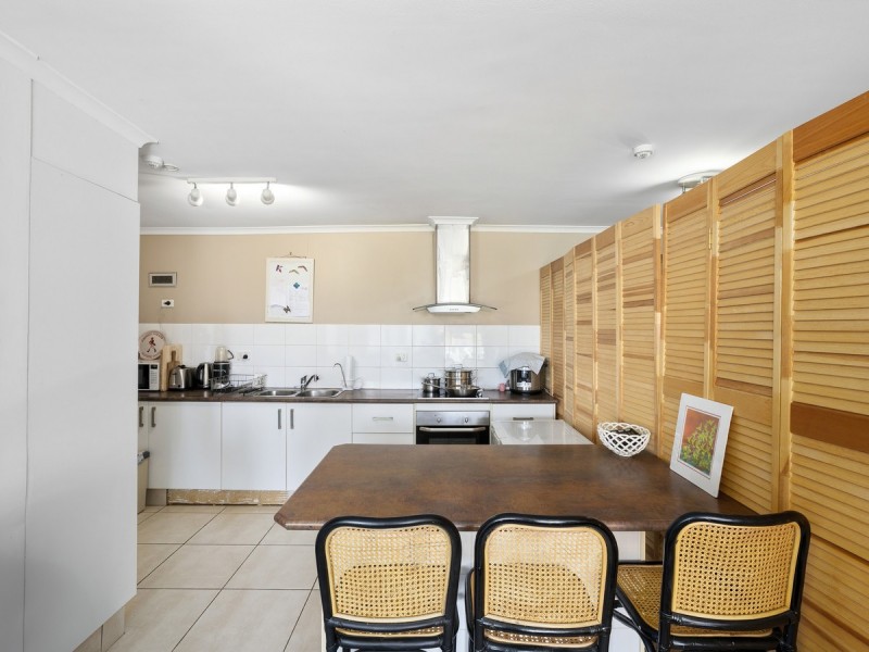 28/33 Thornton Street, Surfers Paradise QLD 4217