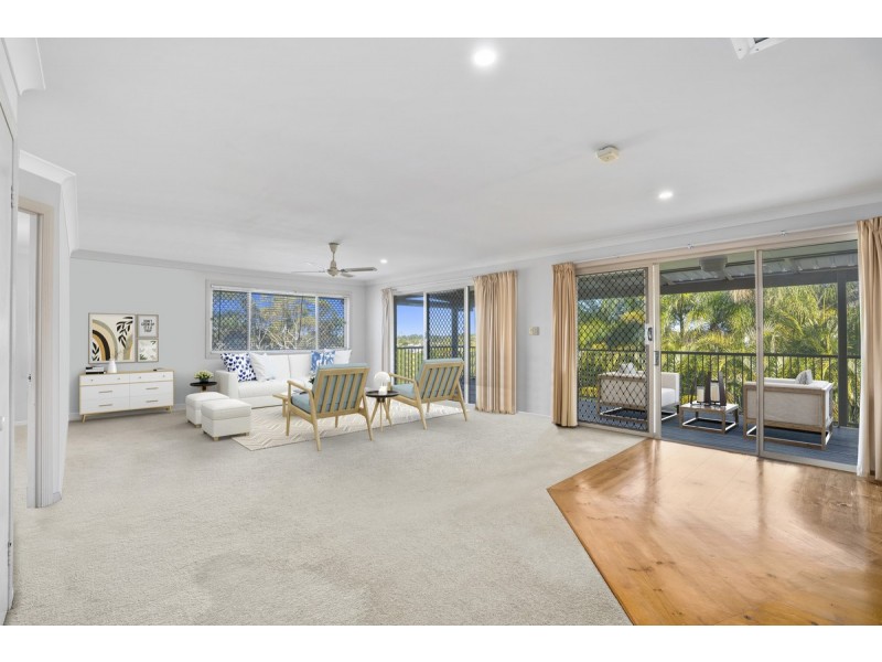 30 Carcoola Street, Benowa QLD 4217