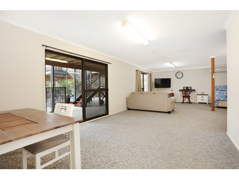 9 Pinewood Street, Upper Coomera QLD 4209