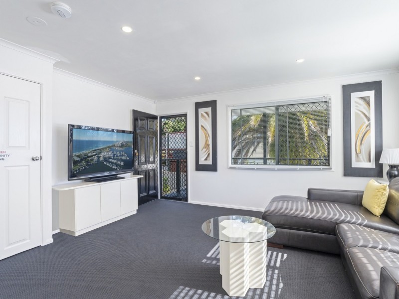 42 Mortensen Road, Nerang QLD 4211