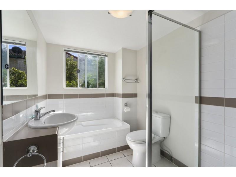 3/11 Clark Street, Biggera Waters QLD 4216