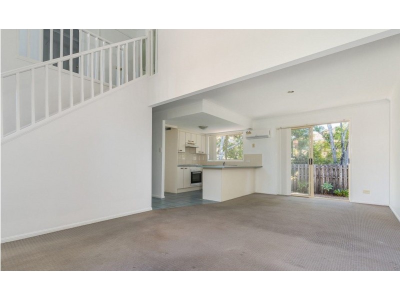 33/1A Alison Road, Carrara QLD 4211