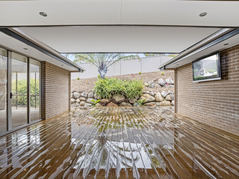 2 Mistletoe Court, Gilston QLD 4211