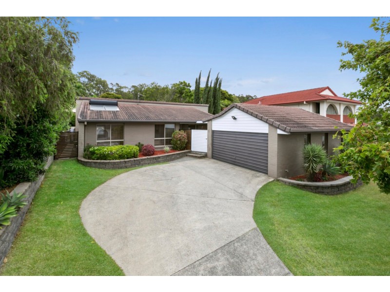 13 Bradstone Road, Carrara QLD 4211