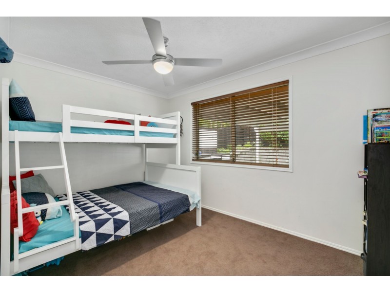 13 Bradstone Road, Carrara QLD 4211