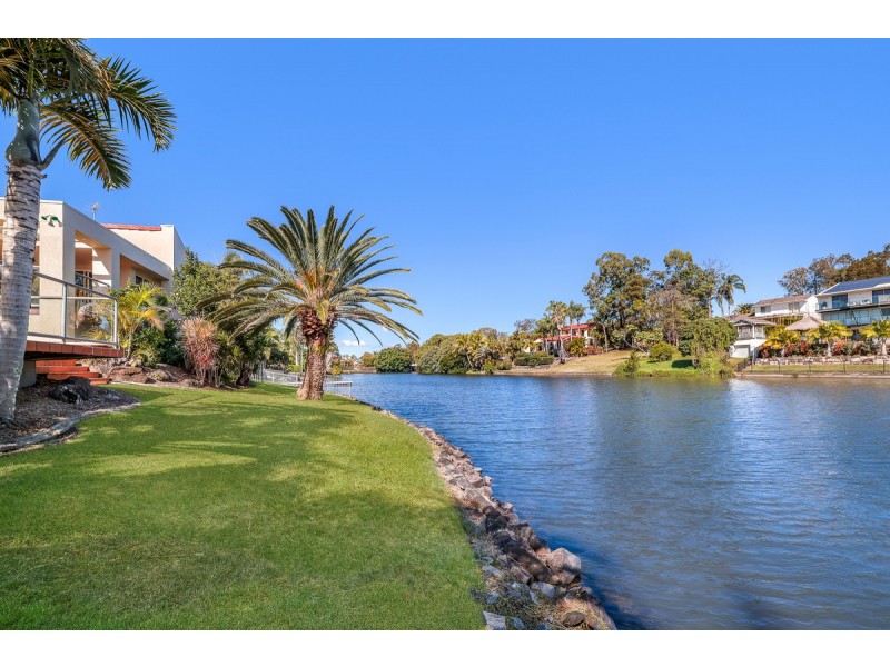 30 Kuranda Drive, Robina QLD 4226