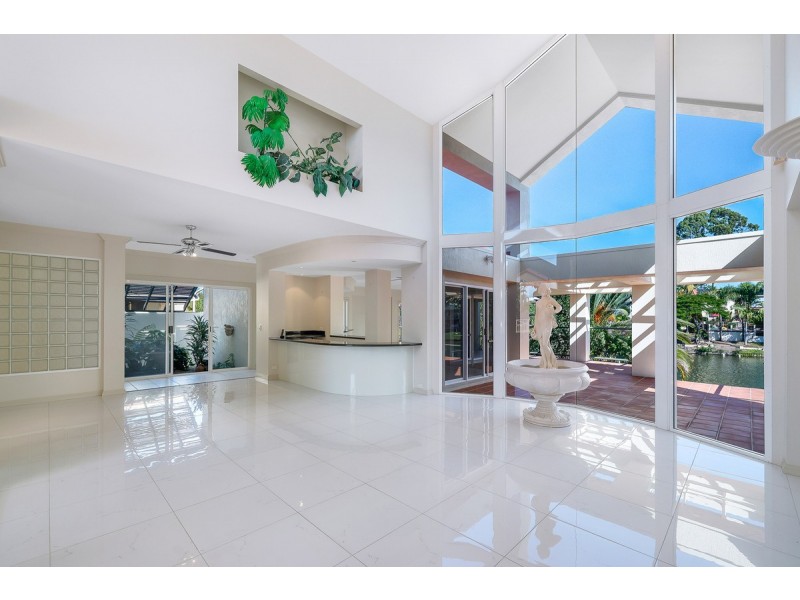 30 Kuranda Drive, Robina QLD 4226