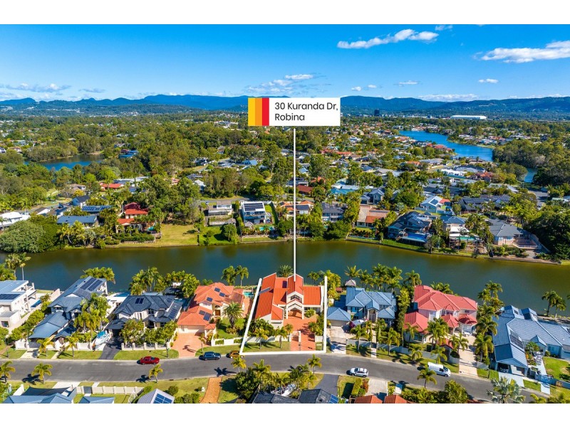 30 Kuranda Drive, Robina QLD 4226