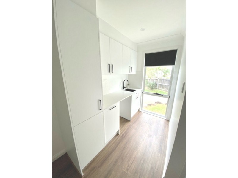 2 Paddington Drive, Carrara QLD 4211