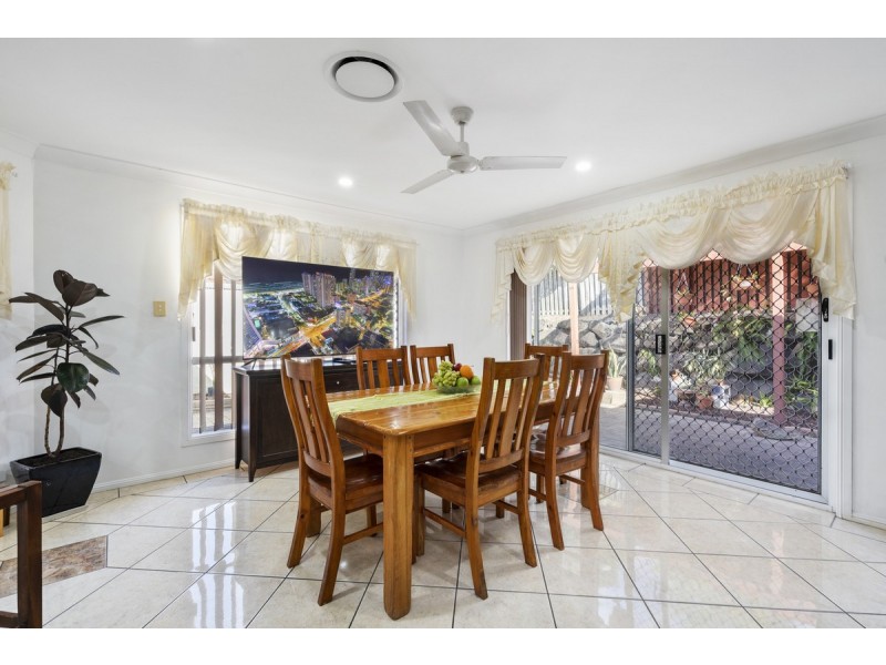 4 Billeroy Place, Nerang QLD 4211