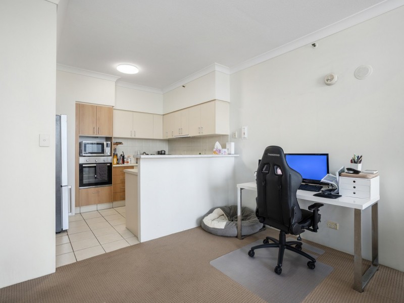 1162/2623-2633 Gold Coast Highway, Broadbeach QLD 4218