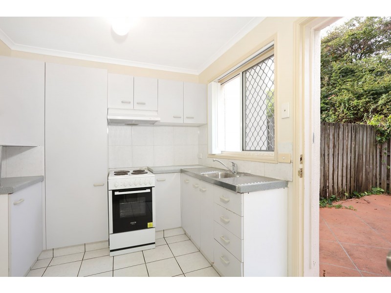 20/125 Pappas Way, Carrara QLD 4211