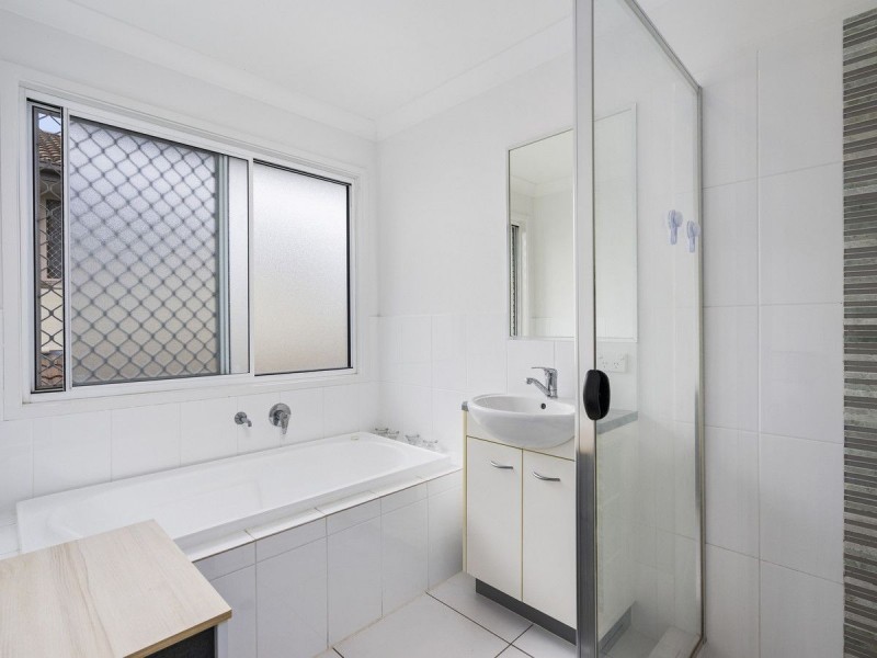 16 Jimmy Road, Coomera QLD 4209