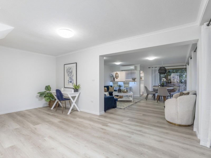 13 Edelsten Court, Carrara QLD 4211