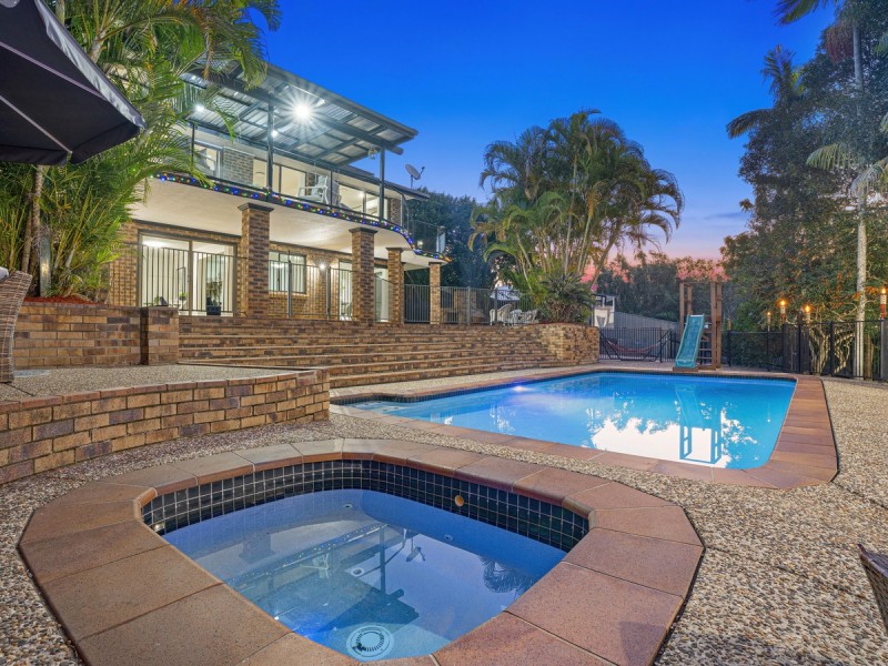13 Edelsten Court, Carrara QLD 4211