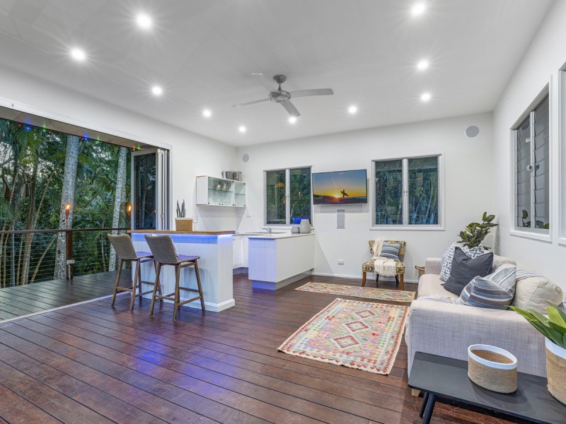 13 Edelsten Court, Carrara QLD 4211