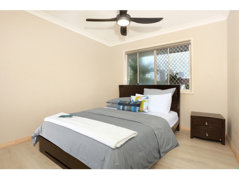 17/32-36 Second Avenue, Broadbeach QLD 4218