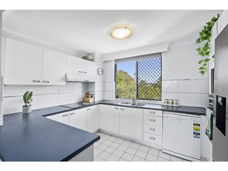 13/249 Bayview Street, Hollywell QLD 4216
