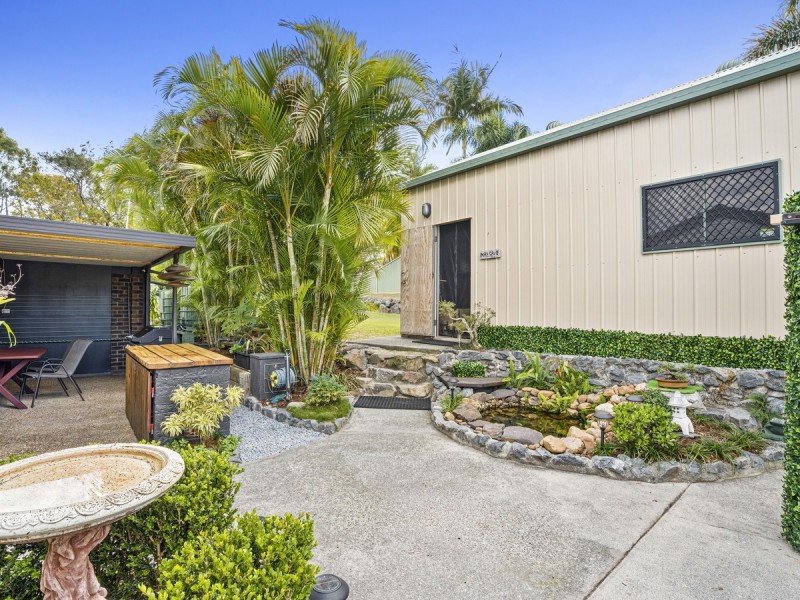 2 Perth Square, Highland Park QLD 4211