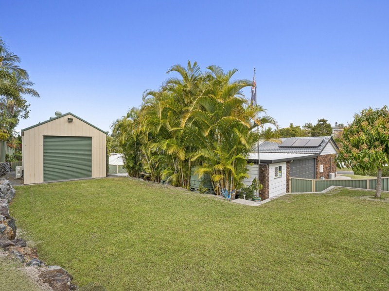 2 Perth Square, Highland Park QLD 4211