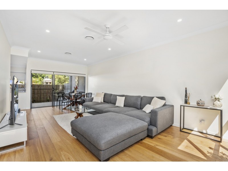 61/1 Lyra Avenue, Hope Island QLD 4212