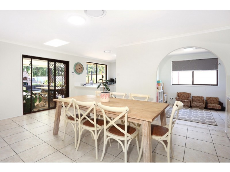 17 Lancelin Drive, Mermaid Waters QLD 4218