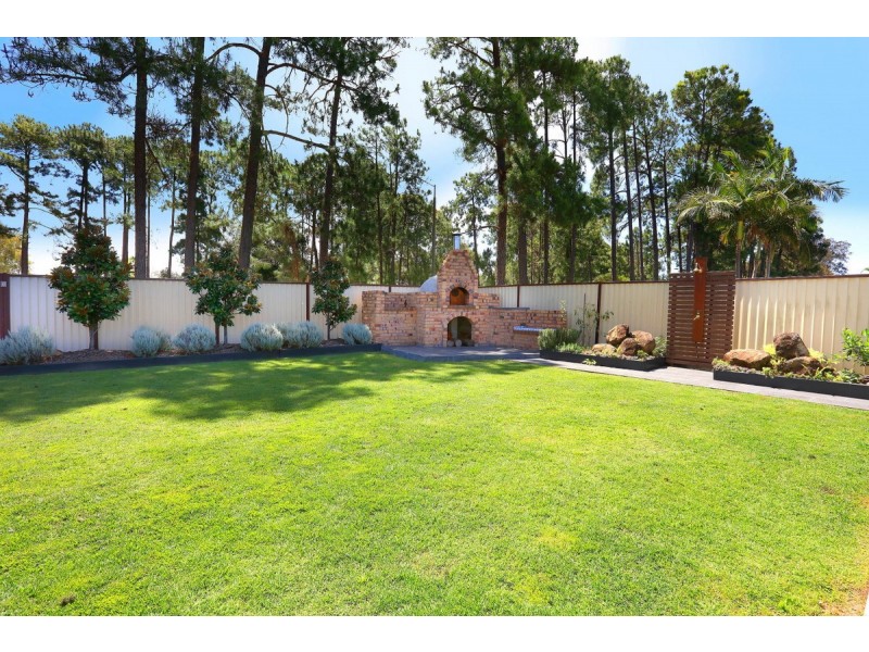 17 Lancelin Drive, Mermaid Waters QLD 4218