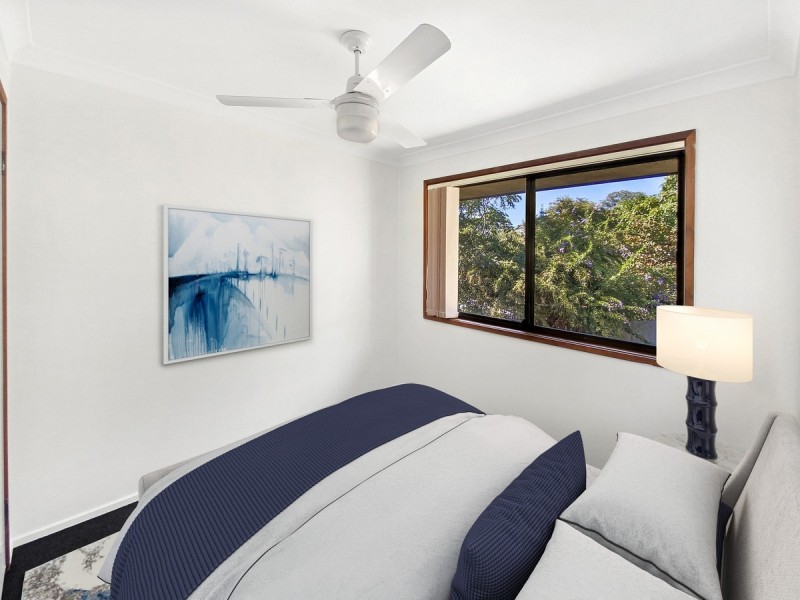 4/8 Sara Street, Ashmore QLD 4214