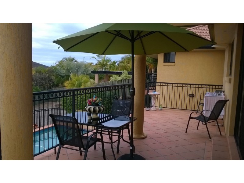 75 Armstrong Way, Highland Park QLD 4211