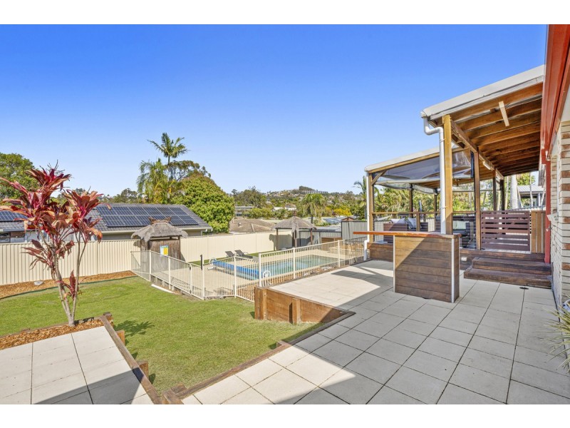 14 Mcleod Street, Highland Park QLD 4211