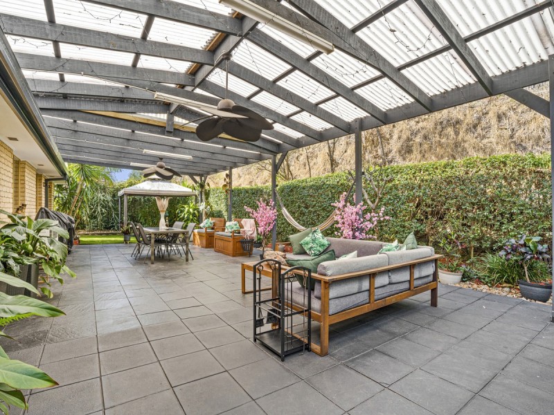 10 Winchester Drive, Nerang QLD 4211