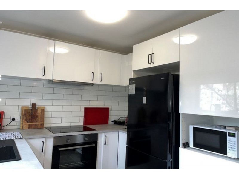 6/16 First Avenue, Broadbeach QLD 4218