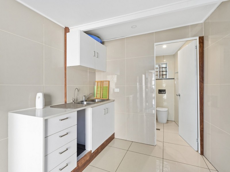 4 Rosella Court, Carrara QLD 4211