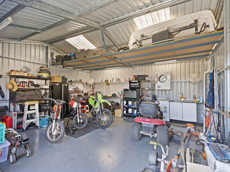 4 Rosella Court, Carrara QLD 4211