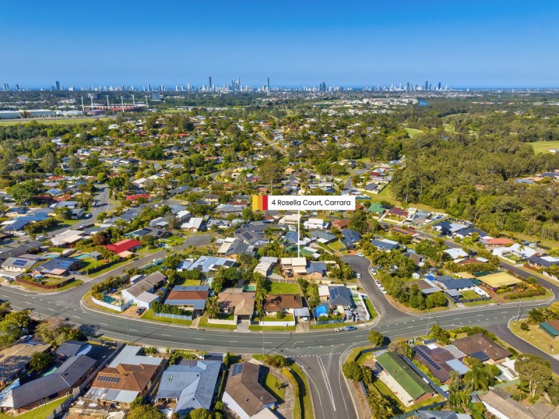 4 Rosella Court, Carrara QLD 4211