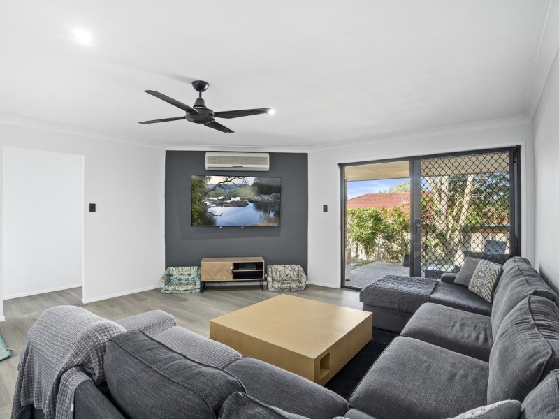 2/32 Bushgum Crescent, Upper Coomera QLD 4209