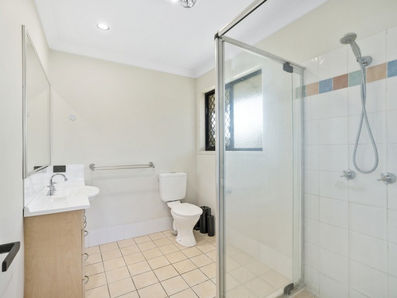 2/32 Bushgum Crescent, Upper Coomera QLD 4209